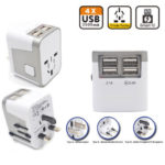 Das Universal Adapter with 4 USB port