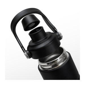 Close view of the moulded carry handle and dual opening lid on the 550ml vacuum bottle, Singapore