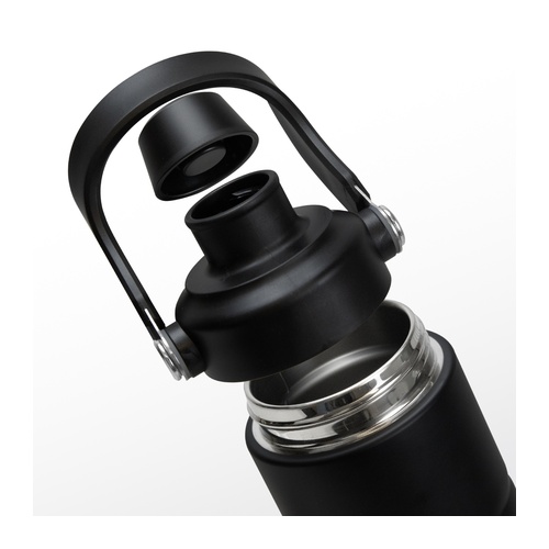 Close view of the moulded carry handle and dual opening lid on the 550ml vacuum bottle, Singapore